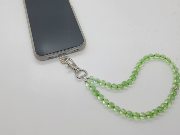 Phone tab beaded wristlet