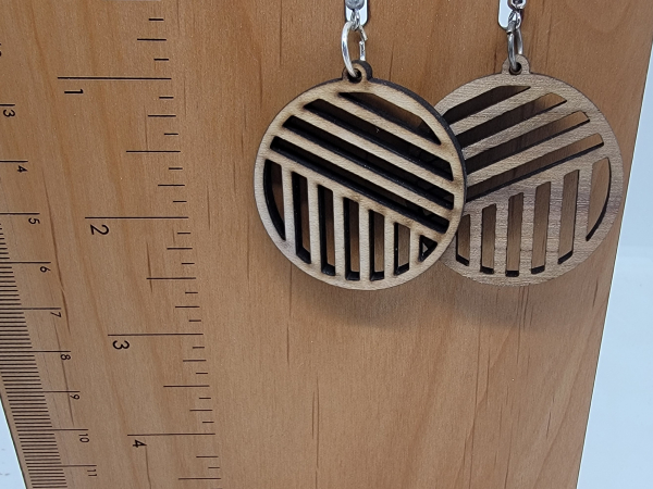 Diagonal lines wood earrings length