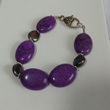 Chunky Purple oval bead bracelet