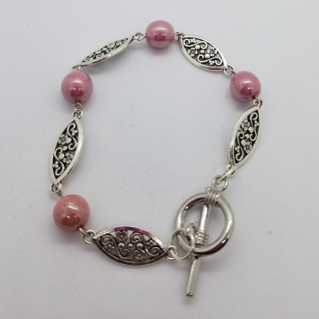 Toggle pink and silver bead bracelet